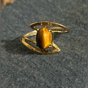 Elegant Gold Tiger's Eye Ring Size 7
